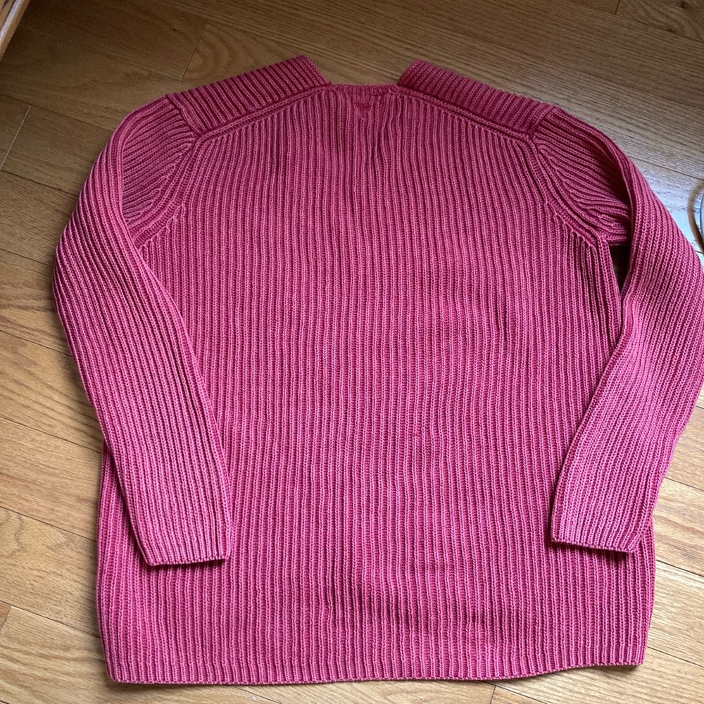 Tyler Boe Washed Rust Cotton Crew Neck Sweater with Ribbed Texture - Picture 7 of 8